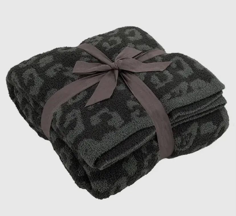 Leopard Knit Plush Blanket