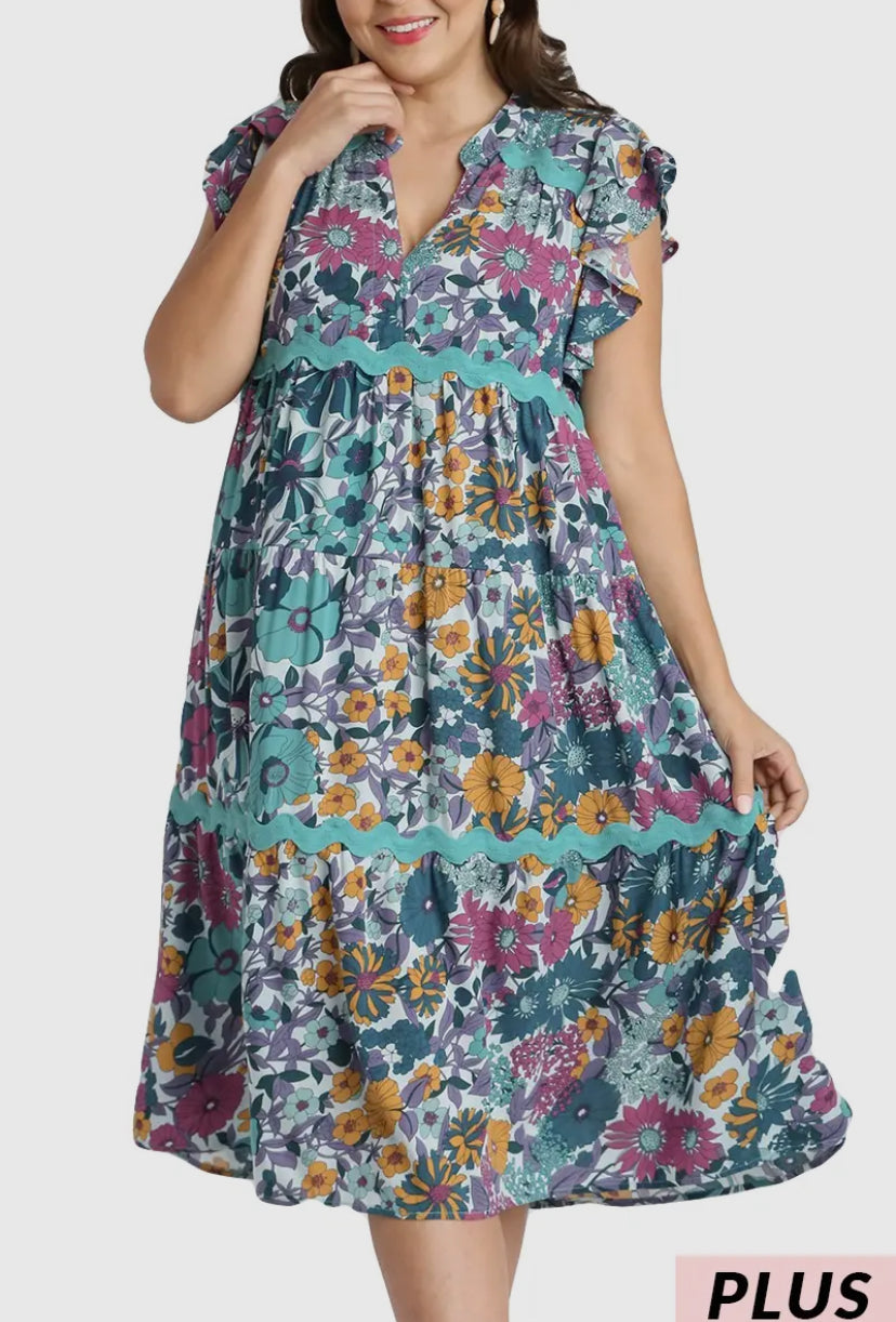 Plus Size Floral Print Split Neck Midi Dress