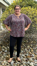 Load image into Gallery viewer, Plus Size Paisley Print Cut Out Detail Top
