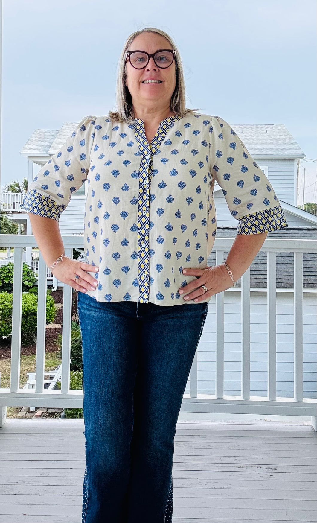 Floral Contrast Button Up Top
