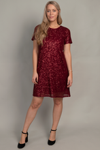 Load image into Gallery viewer, Wine S/S Knee Length Shimmer Dress
